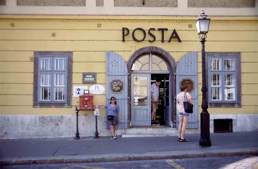 15 - Hungria - Budapest, plaza Becsi-kapu